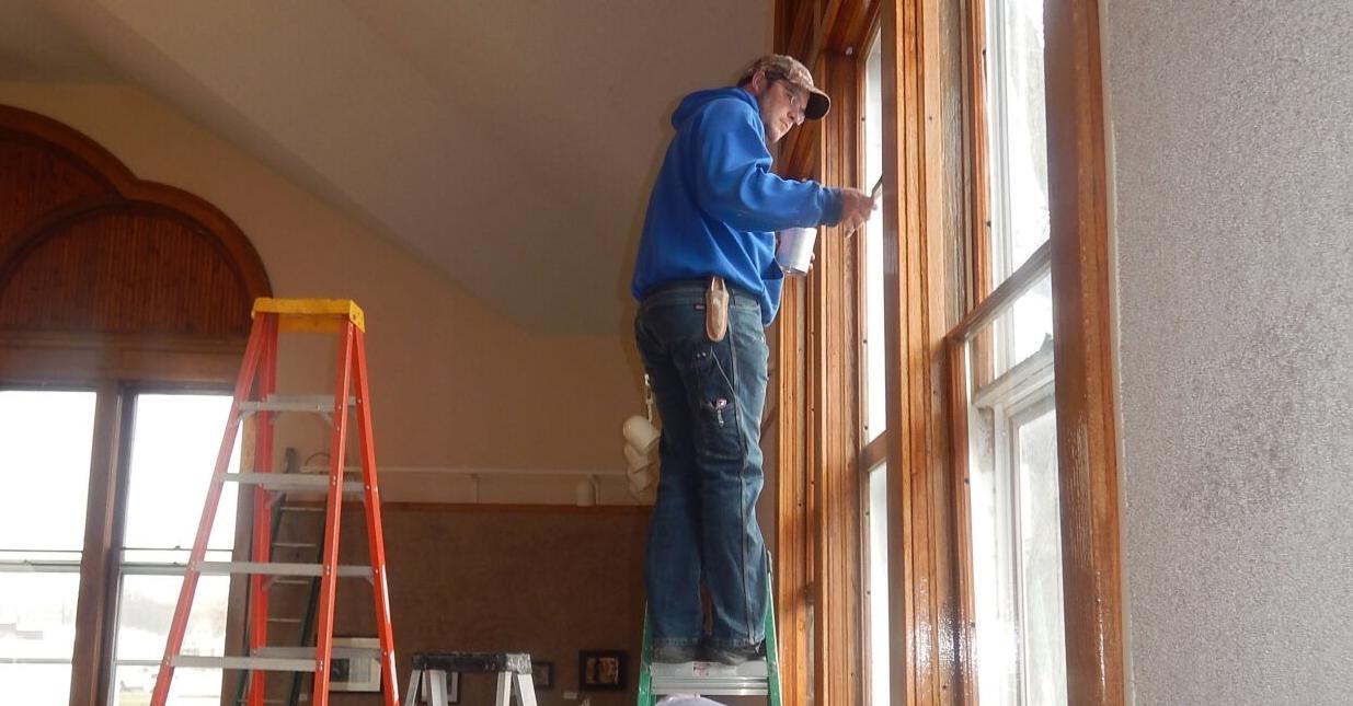 Windows refurbished at Lee Dam